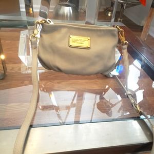 Marc Jacobs small taupe pebble leather crossbody